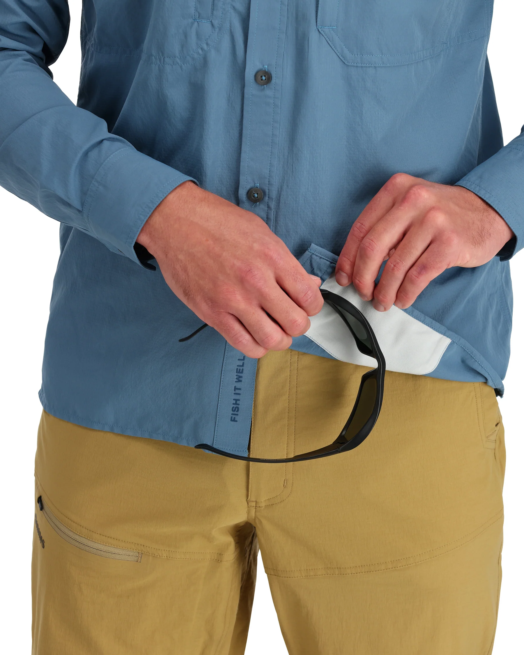 Men's Guide Fishing Shirt - Past Season - Image 4