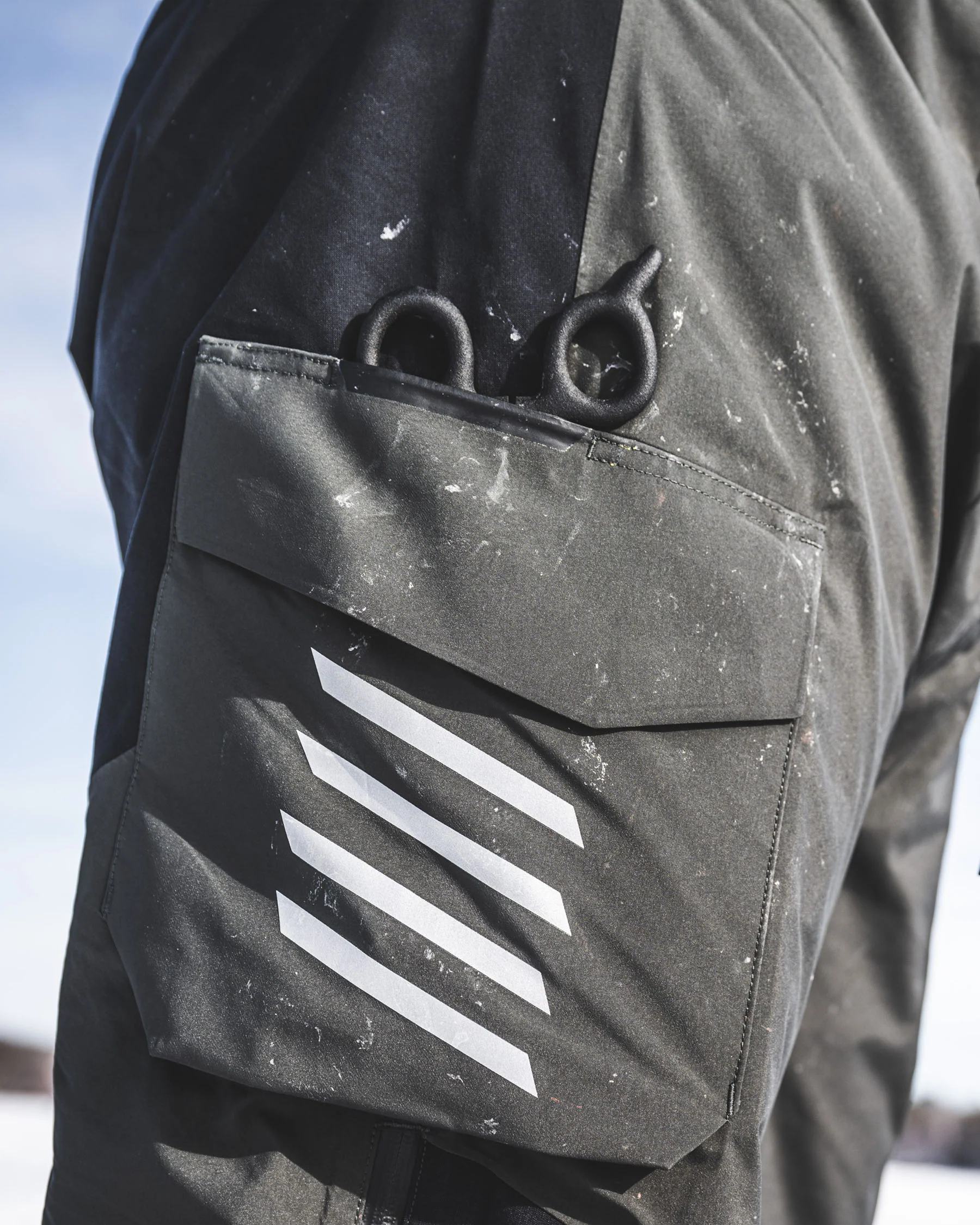 Men's Simms Challenger Insulated Bib - Image 5